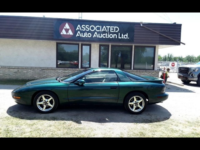 BUY PONTIAC FIREBIRD 1996 FORMULA WS6, Associated Auto Auction