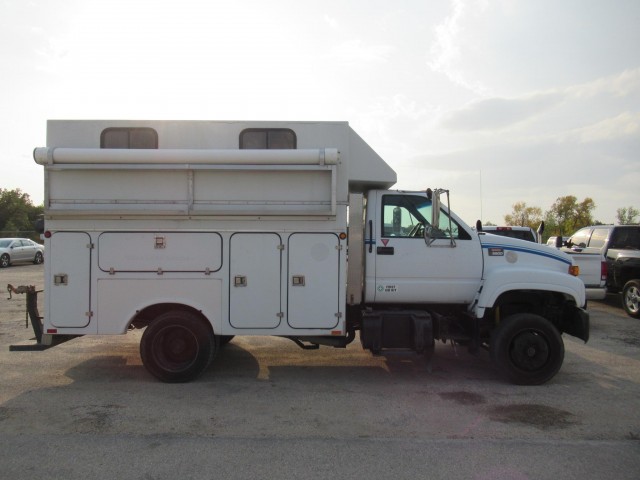 BUY GMC C7500 1999, Associated Auto Auction